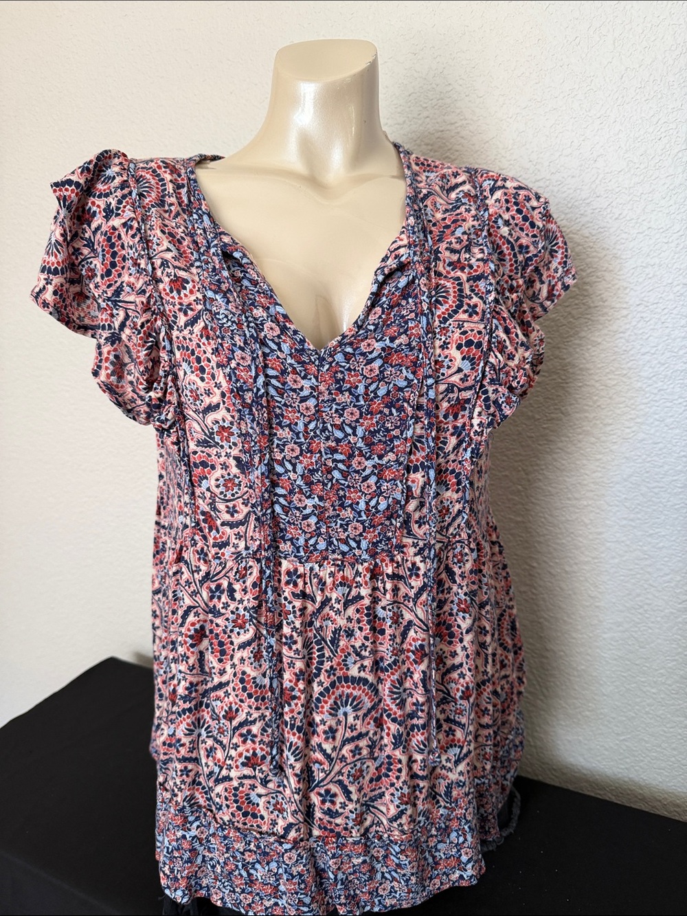 Women's Floral V-Neck Flutter Sleeve Blouse in Pink and Blue